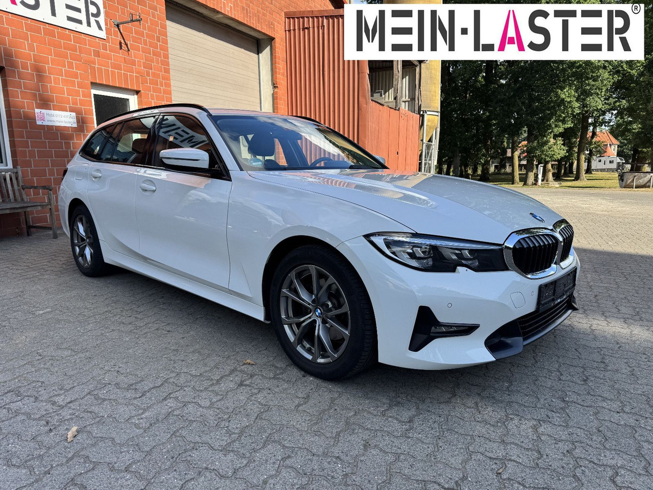 BMW 320 d xDrive touring Sport Line shadow AHK - سيارة ستيشن: صورة 2 BMW 320 d xDrive touring Sport Line shadow AHK - سيارة ستيشن: صورة 2
