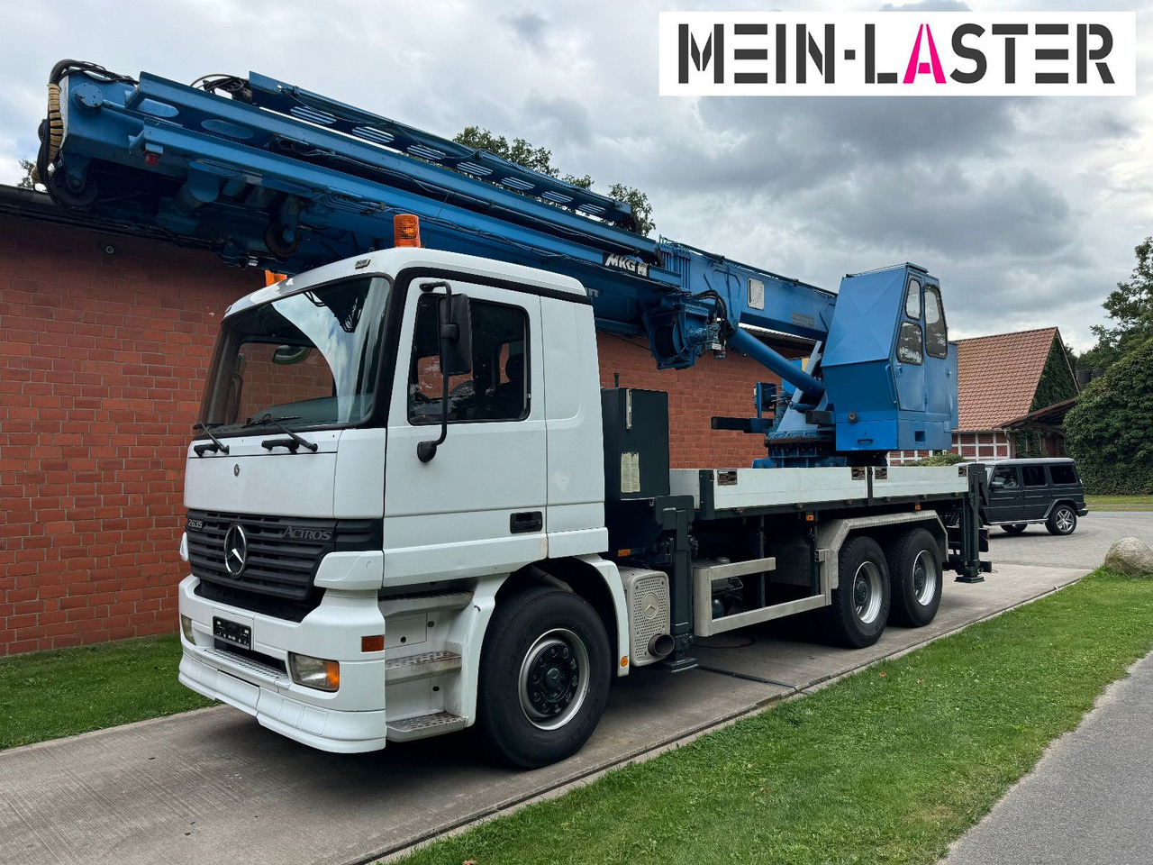 Mercedes-Benz 3335 V6 MKG 550 Ta2-a2 -46m 420 kg Funk - شاحنة كرين: صورة 4 Mercedes-Benz 3335 V6 MKG 550 Ta2-a2 -46m 420 kg Funk - شاحنة كرين: صورة 4