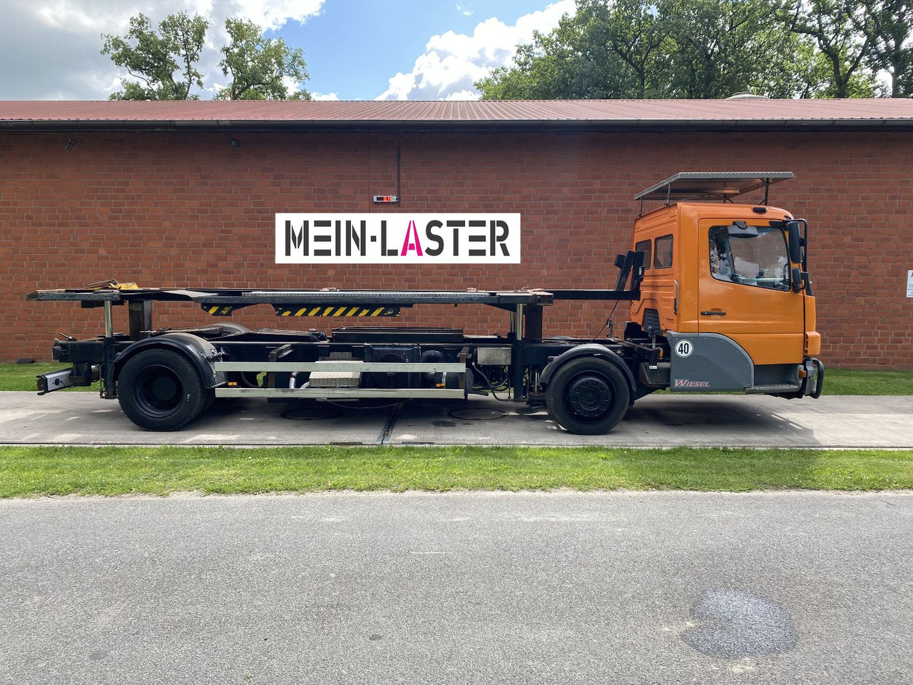 Mercedes-Benz Kamag Wiesel Umsetzter Sattelplatte - شاحنات الحاويات / جسم علوي قابل للتغيير شاحنة: صورة 5 Mercedes-Benz Kamag Wiesel Umsetzter Sattelplatte - شاحنات الحاويات / جسم علوي قابل للتغيير شاحنة: صورة 5