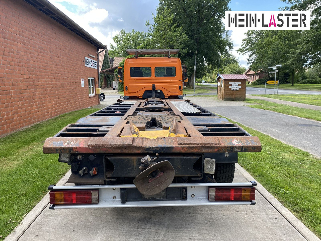 Mercedes-Benz Kamag Wiesel Umsetzter Sattelplatte - شاحنات الحاويات / جسم علوي قابل للتغيير شاحنة: صورة 4 Mercedes-Benz Kamag Wiesel Umsetzter Sattelplatte - شاحنات الحاويات / جسم علوي قابل للتغيير شاحنة: صورة 4