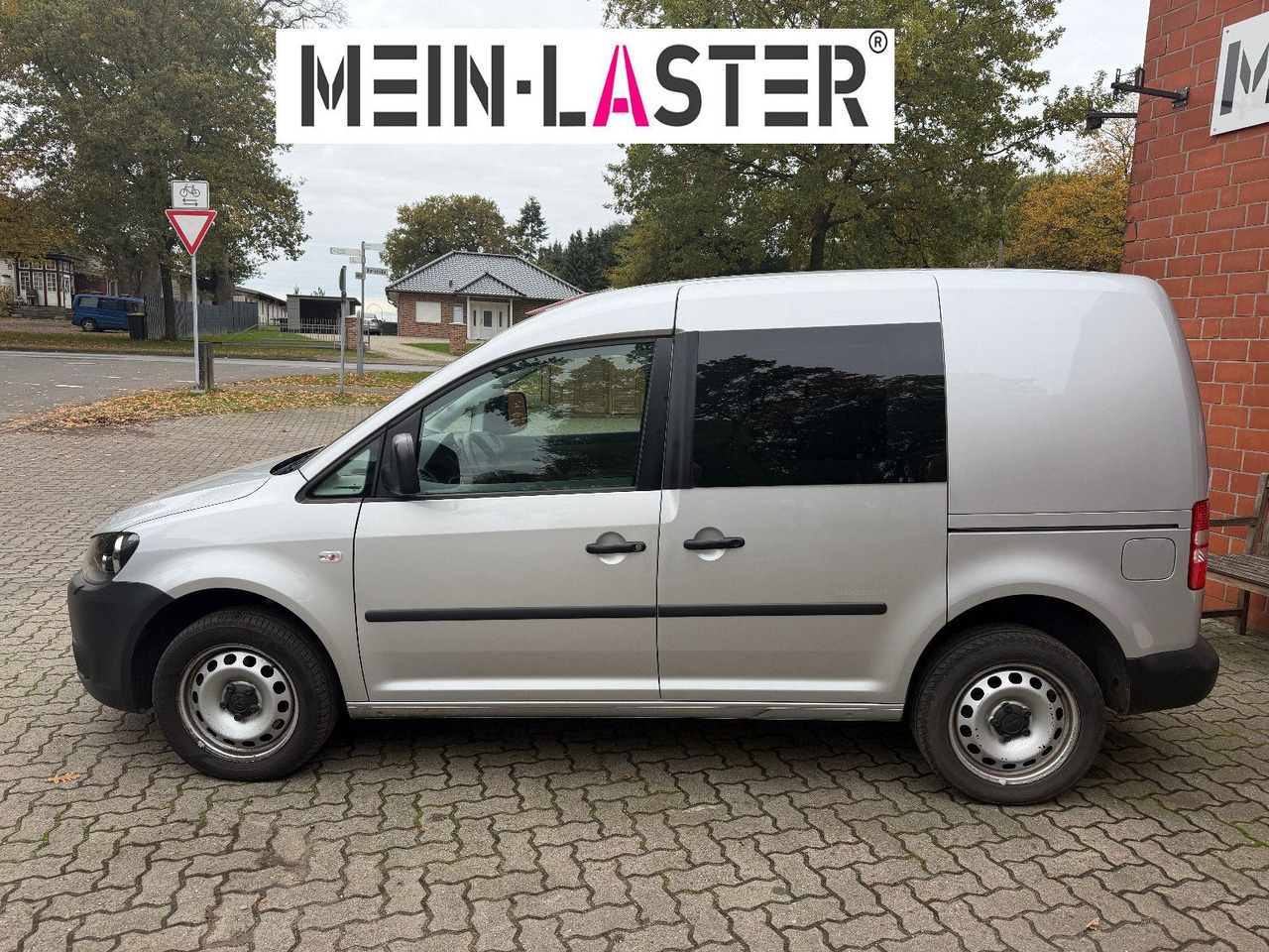 Volkswagen Caddy 2.0 TDI Kasten Soccer 4Motion Automatik - فان المدمجة: صورة 4 Volkswagen Caddy 2.0 TDI Kasten Soccer 4Motion Automatik - فان المدمجة: صورة 4