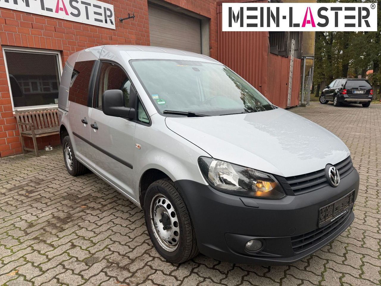 Volkswagen Caddy 2.0 TDI Kasten Soccer 4Motion Automatik - فان المدمجة: صورة 2 Volkswagen Caddy 2.0 TDI Kasten Soccer 4Motion Automatik - فان المدمجة: صورة 2