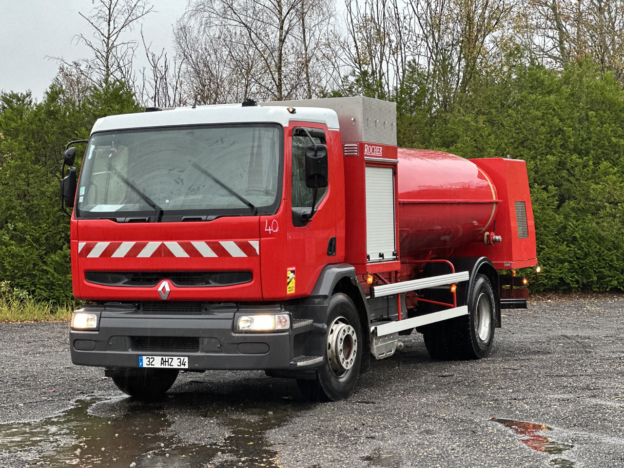 RENAULT PREMIUM - سيارة إطفاء: صورة 2 RENAULT PREMIUM - سيارة إطفاء: صورة 2