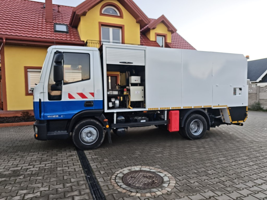 IVECO Eurocargo + IRIDE BIN WASHER CLEANER RHodέla Containerreiniger - شاحنة النفايات: صورة 4 IVECO Eurocargo + IRIDE BIN WASHER CLEANER RHodέla Containerreiniger - شاحنة النفايات: صورة 4