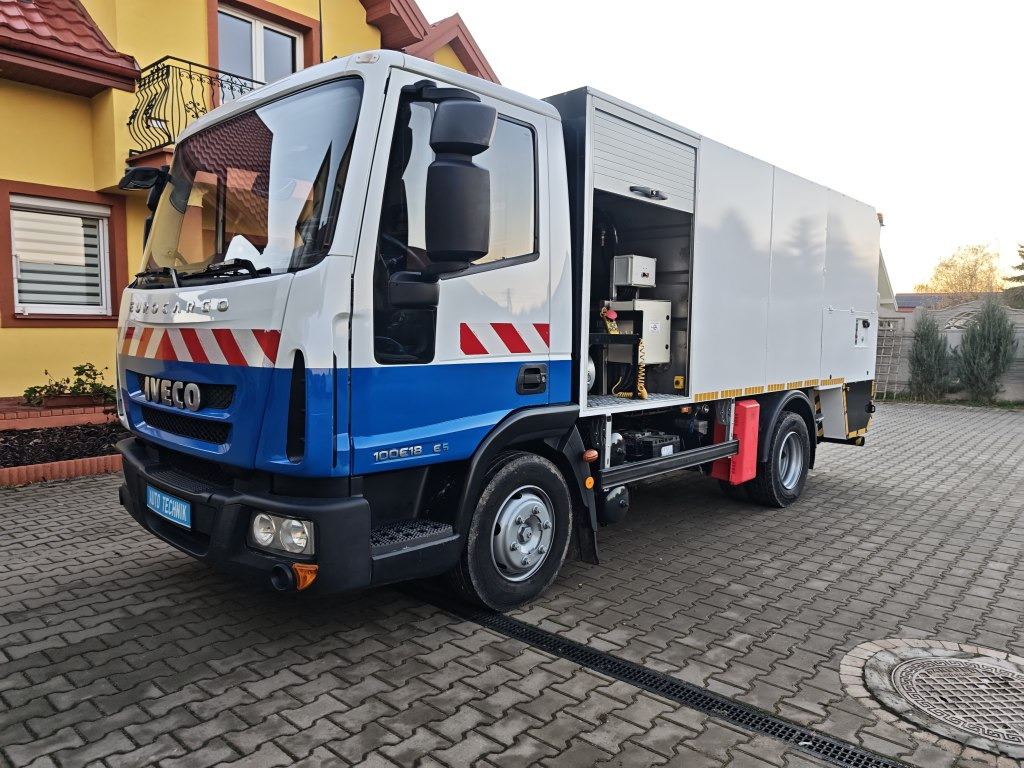 IVECO Eurocargo + IRIDE BIN WASHER CLEANER RHodέla Containerreiniger - شاحنة النفايات: صورة 2 IVECO Eurocargo + IRIDE BIN WASHER CLEANER RHodέla Containerreiniger - شاحنة النفايات: صورة 2