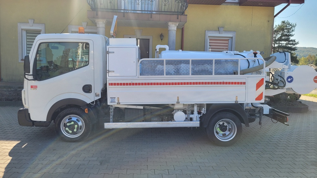 Renault Maxity 140dxi Kanalreiniger COMBI CLEANER VAACUM Hydrocureur - شاحنة الشفط: صورة 4 Renault Maxity 140dxi Kanalreiniger COMBI CLEANER VAACUM Hydrocureur - شاحنة الشفط: صورة 4