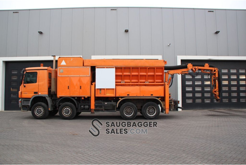 Mercedes-Benz Actros 4144 RSP 2006 Saugbagger - شاحنة الشفط: صورة 2 Mercedes-Benz Actros 4144 RSP 2006 Saugbagger - شاحنة الشفط: صورة 2