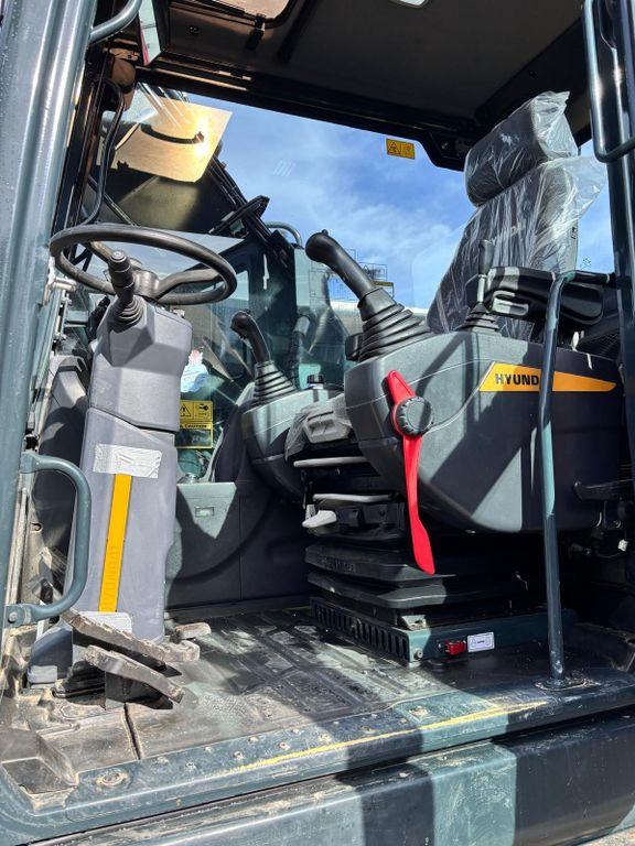 Hyundai HW170ACR Hyundai HW170ACR - حفارة دولاب: صورة 5 Hyundai HW170ACR Hyundai HW170ACR - حفارة دولاب: صورة 5