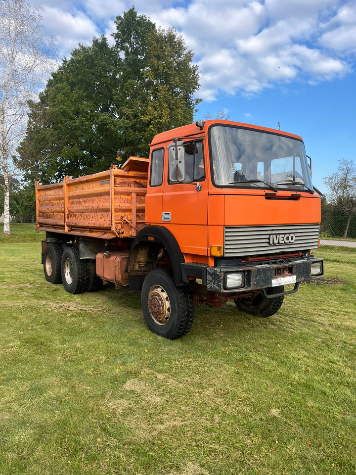 IVECO Magirus 260-30 - شاحنة قلاب: صورة 1 IVECO Magirus 260-30 - شاحنة قلاب: صورة 1