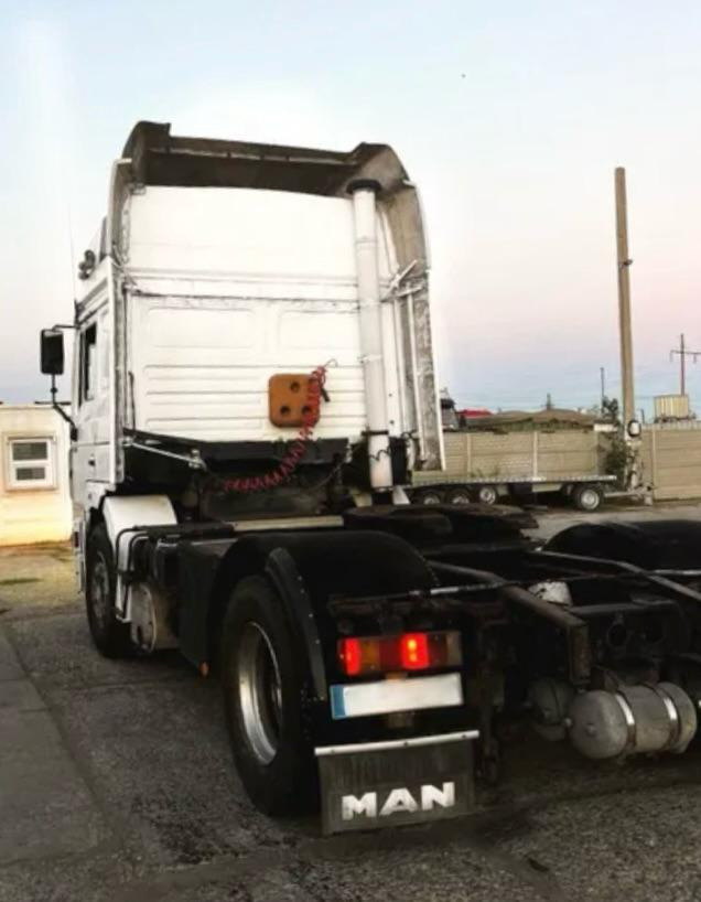 MAN 19-414 - وحدة جر: صورة 4 MAN 19-414 - وحدة جر: صورة 4