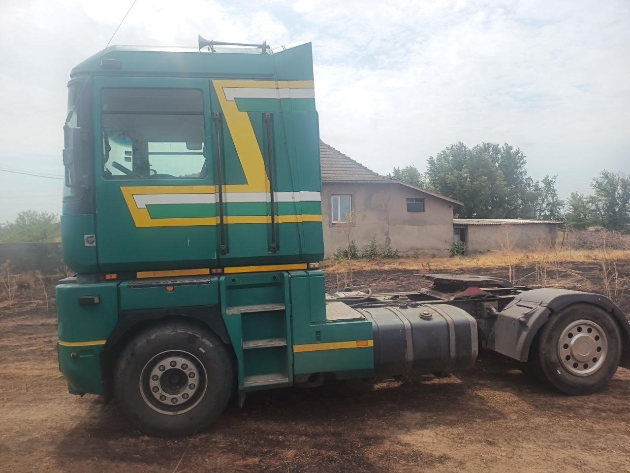 RENAULT Magnum 440 - وحدة جر: صورة 4 RENAULT Magnum 440 - وحدة جر: صورة 4