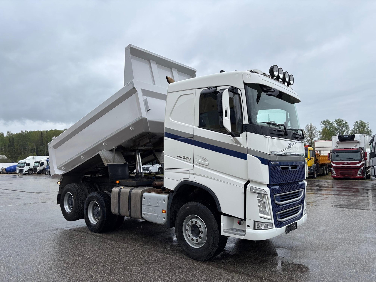 VOLVO FH540 - شاحنة قلاب: صورة 1 VOLVO FH540 - شاحنة قلاب: صورة 1