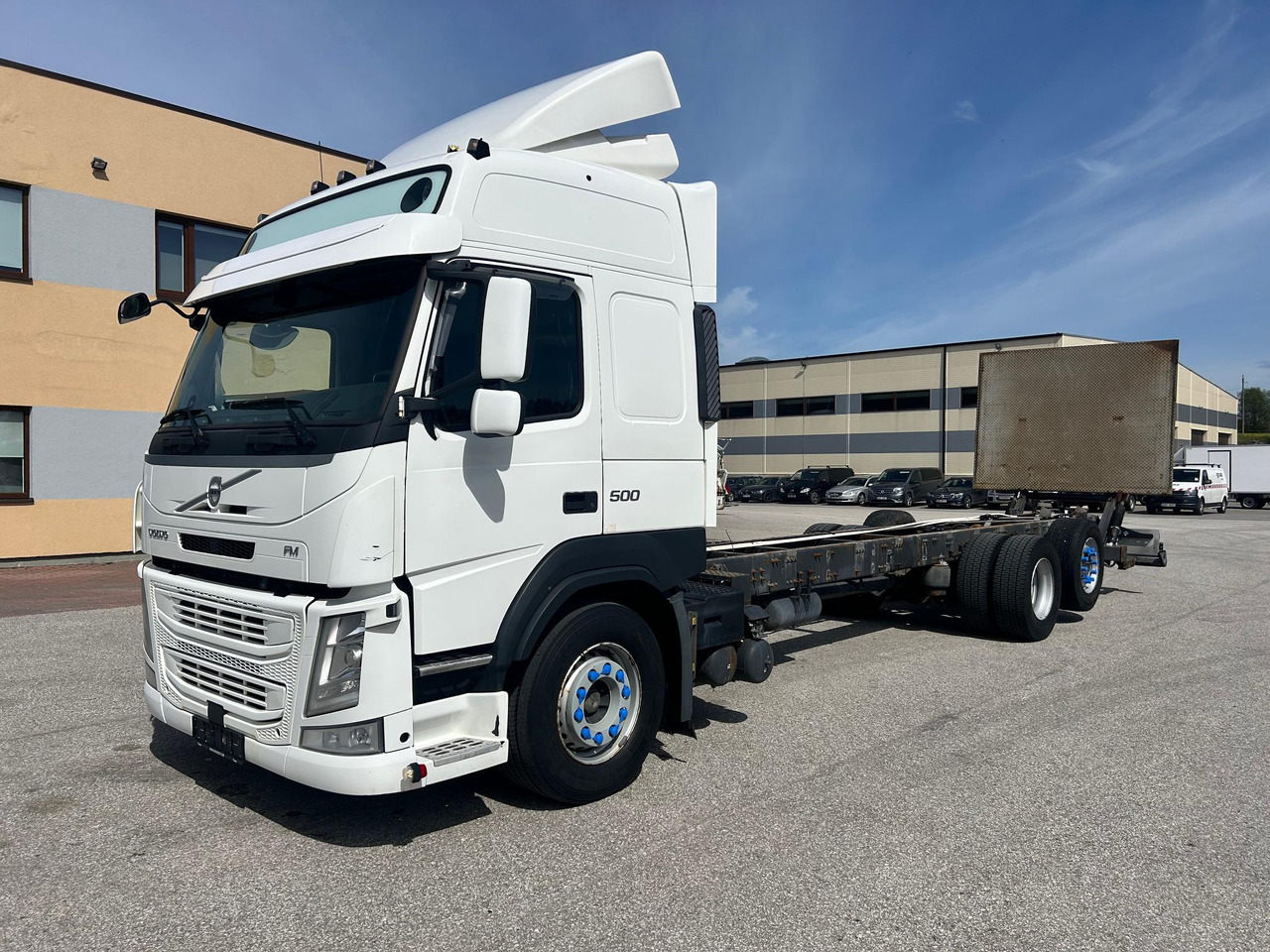 VOLVO FM500 - شاحنة هيكل كابينة: صورة 2 VOLVO FM500 - شاحنة هيكل كابينة: صورة 2