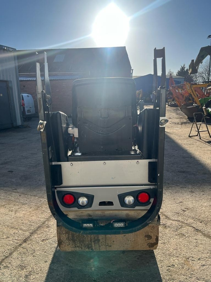 Bomag BW 80 AD-5 - مدحلة اسفلت: صورة 4 Bomag BW 80 AD-5 - مدحلة اسفلت: صورة 4