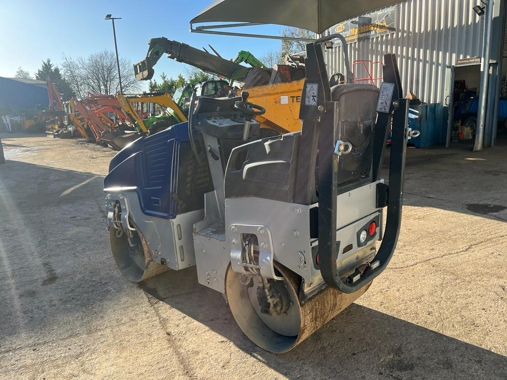 Bomag BW 80 AD-5 - مدحلة اسفلت: صورة 5 Bomag BW 80 AD-5 - مدحلة اسفلت: صورة 5