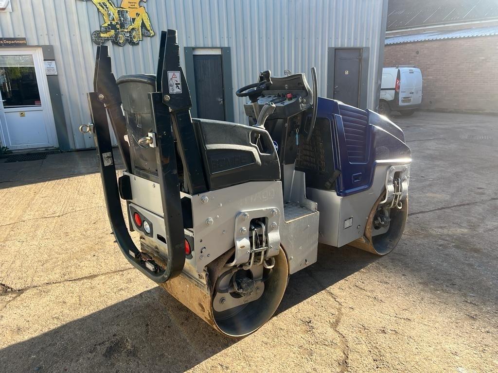 Bomag BW 80 AD-5 - مدحلة اسفلت: صورة 3 Bomag BW 80 AD-5 - مدحلة اسفلت: صورة 3