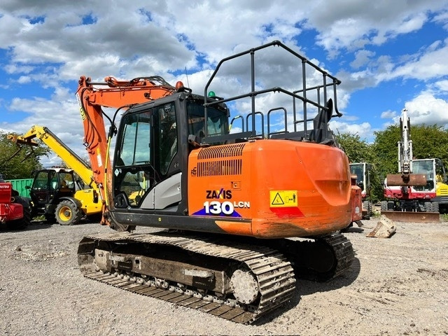 Hitachi ZX 130 LC N-6 - حفار زحاف: صورة 5 Hitachi ZX 130 LC N-6 - حفار زحاف: صورة 5