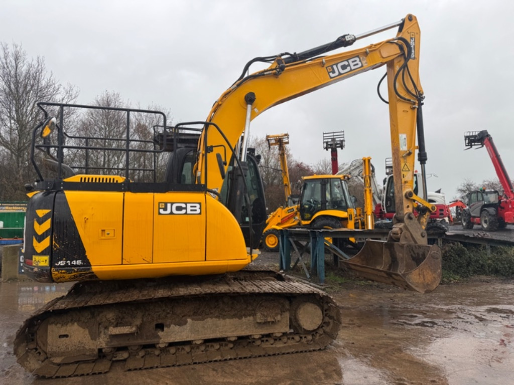 JCB JS 145 LC - حفار زحاف: صورة 1 JCB JS 145 LC - حفار زحاف: صورة 1