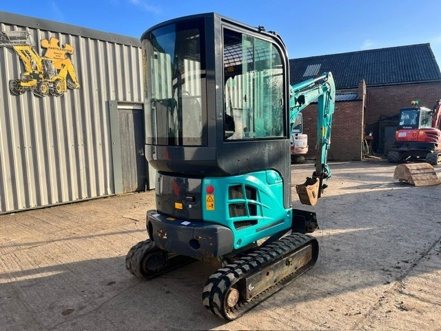 Kobelco SK 17 SR-3 - حفارة مُصَّغرة: صورة 3 Kobelco SK 17 SR-3 - حفارة مُصَّغرة: صورة 3