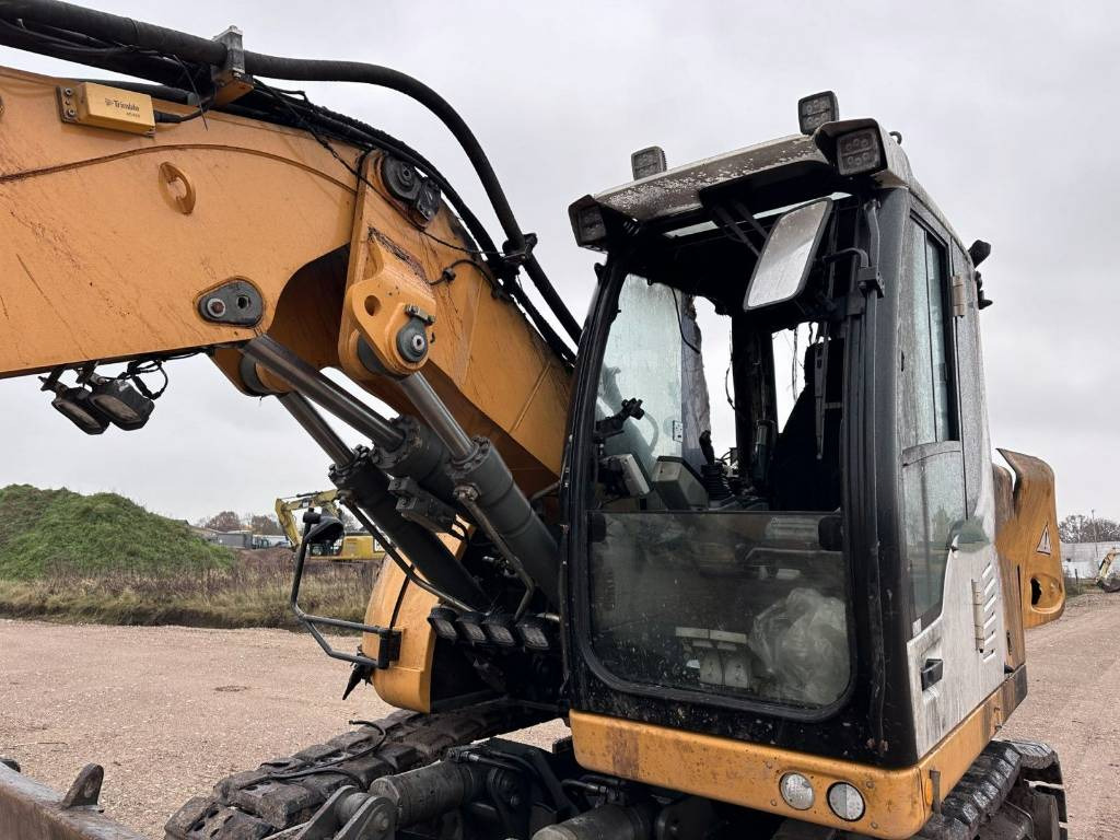 Liebherr 914 Compact for parts breaking dismantling - حفار زحاف: صورة 5 Liebherr 914 Compact for parts breaking dismantling - حفار زحاف: صورة 5