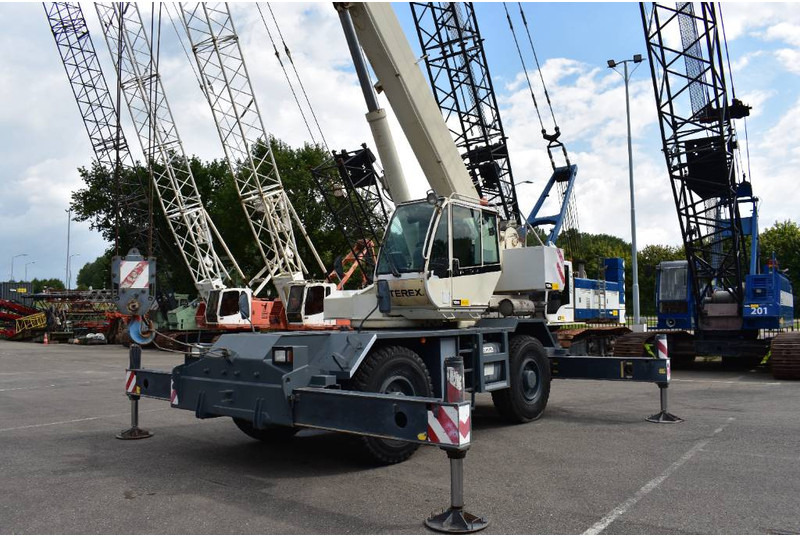 Terex Bendini RC30-1 - رافعة الطرق الوعرة: صورة 2 Terex Bendini RC30-1 - رافعة الطرق الوعرة: صورة 2