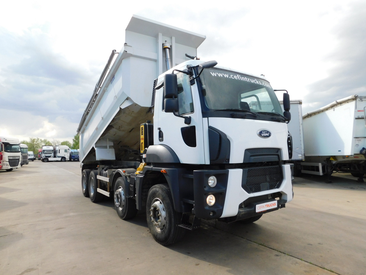 Ford 4142d 8x4 dcab e6 16s2230 ecotorq - شاحنة قلاب: صورة 2 Ford 4142d 8x4 dcab e6 16s2230 ecotorq - شاحنة قلاب: صورة 2