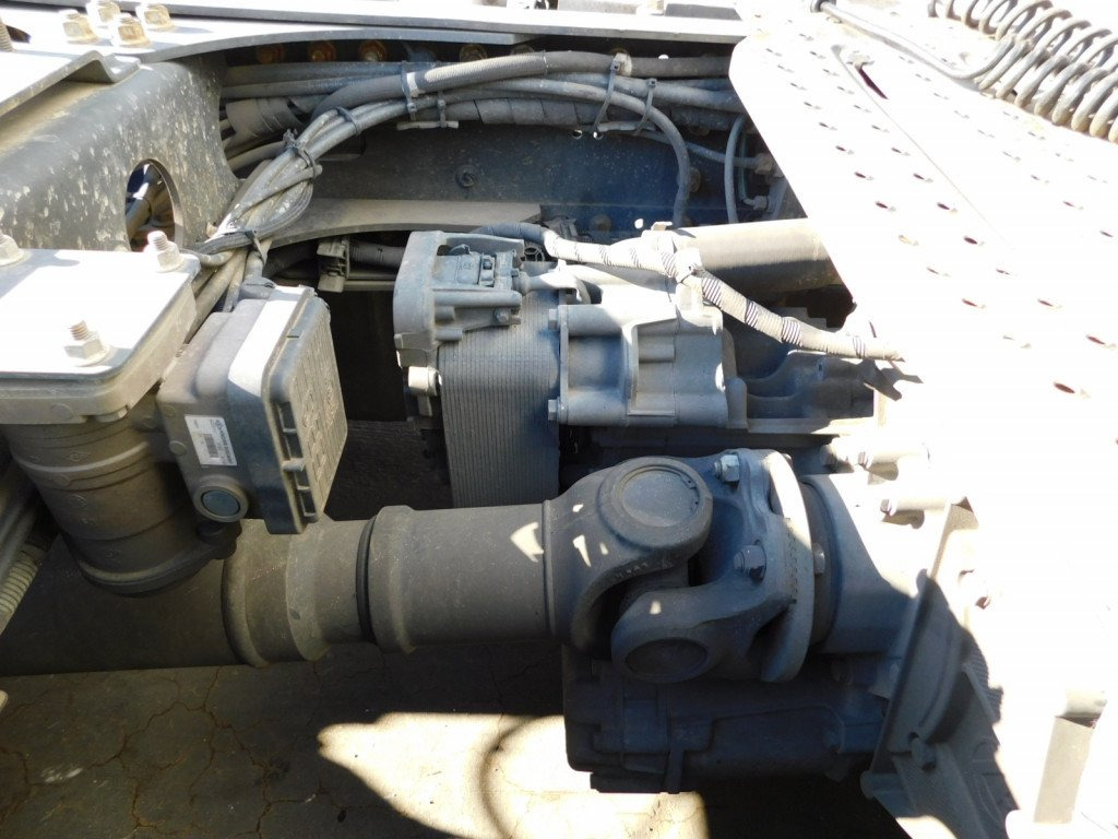 وحدة جر Ford F max 4x2 scab e6 12s2620: صورة 7