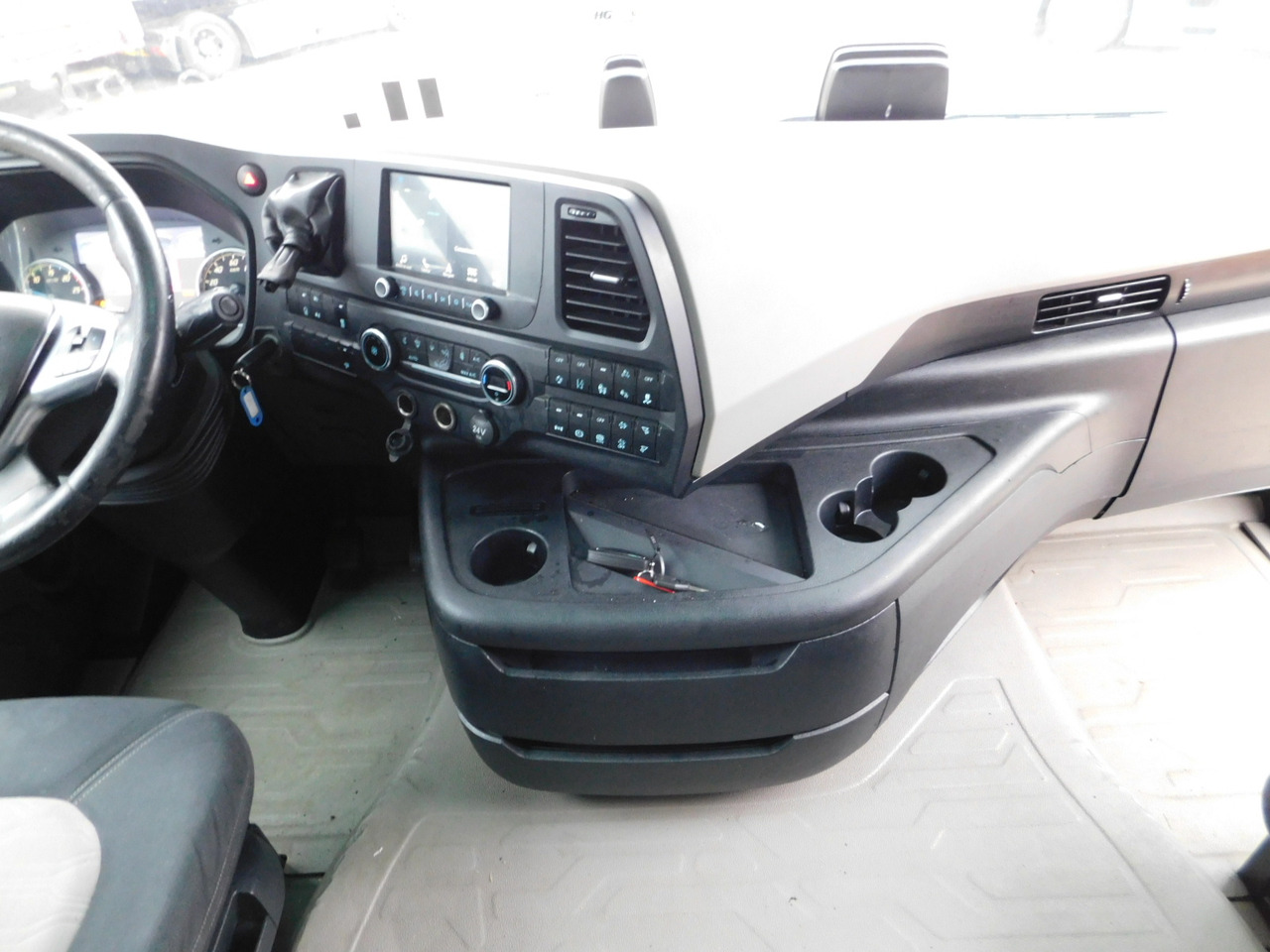 وحدة جر Ford F max ll 4x2 scab e6 12tx2620: صورة 7