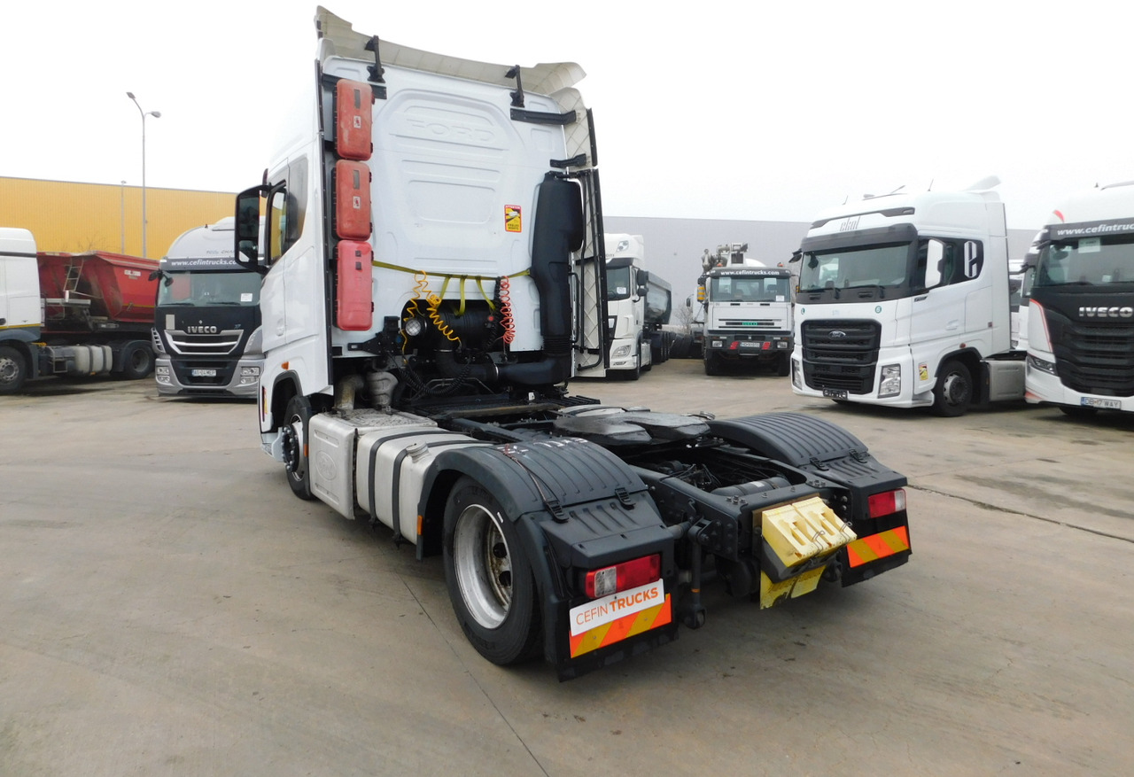 Ford F max ll 4x2 scab e6 12tx2620 - وحدة جر: صورة 4 Ford F max ll 4x2 scab e6 12tx2620 - وحدة جر: صورة 4