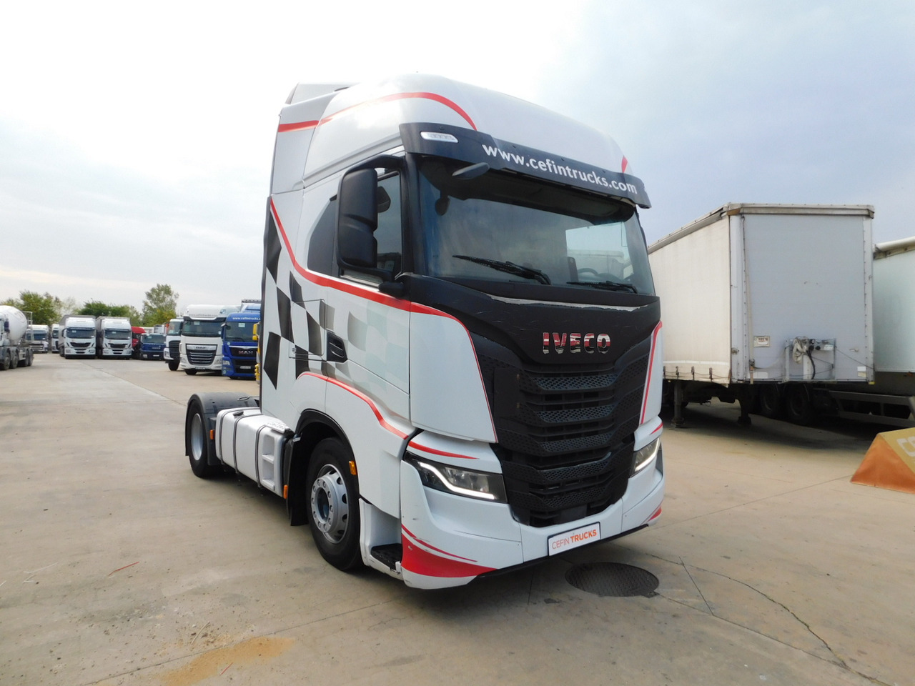 Iveco As440stp - وحدة جر: صورة 2 Iveco As440stp - وحدة جر: صورة 2