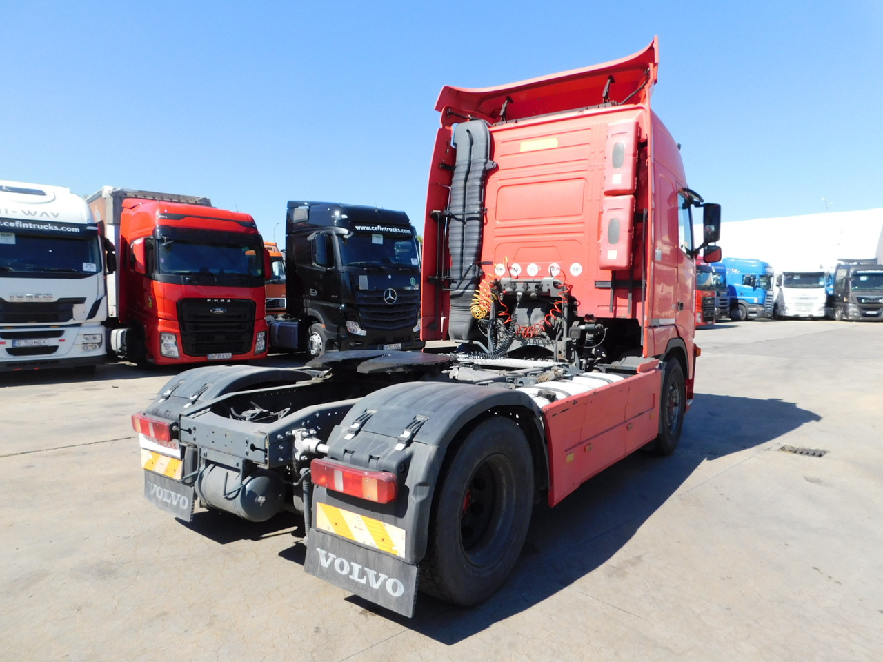 Volvo Fh 12 420 fh42 tb - وحدة جر: صورة 3 Volvo Fh 12 420 fh42 tb - وحدة جر: صورة 3