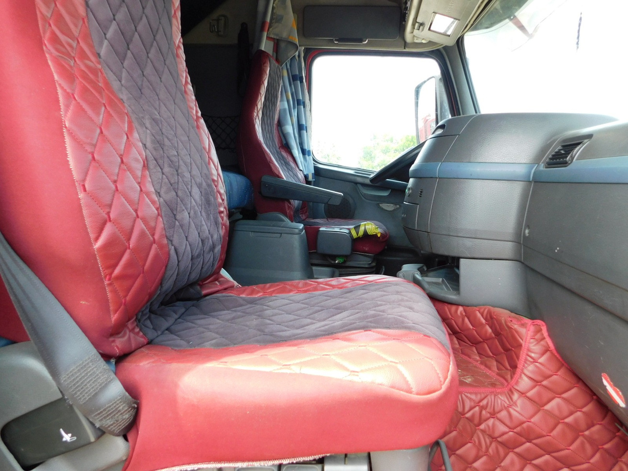 Volvo Fh 440 - وحدة جر: صورة 5 Volvo Fh 440 - وحدة جر: صورة 5