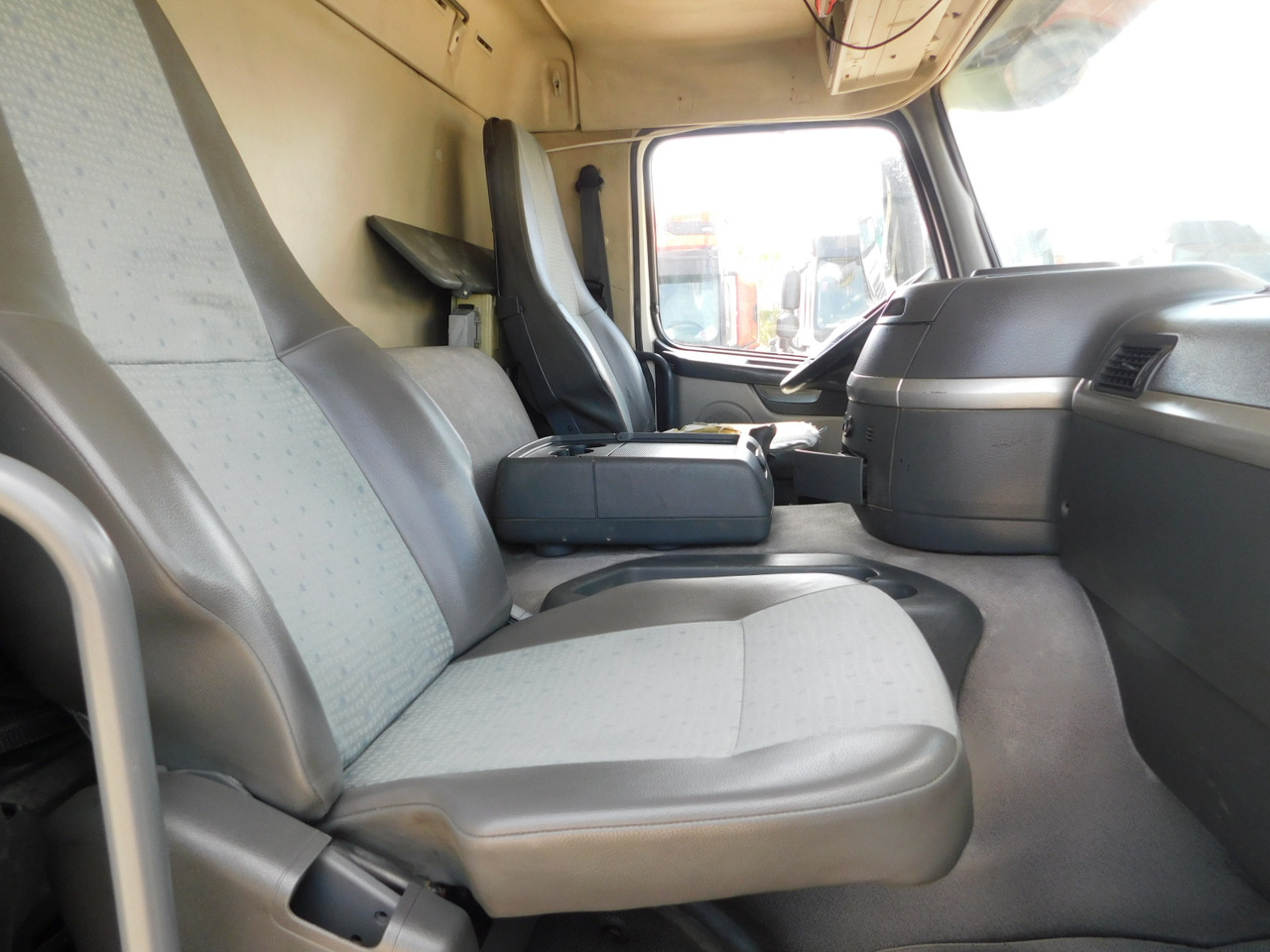 Volvo Fm9 380 - شاحنة خلاطة خرسانة: صورة 5 Volvo Fm9 380 - شاحنة خلاطة خرسانة: صورة 5