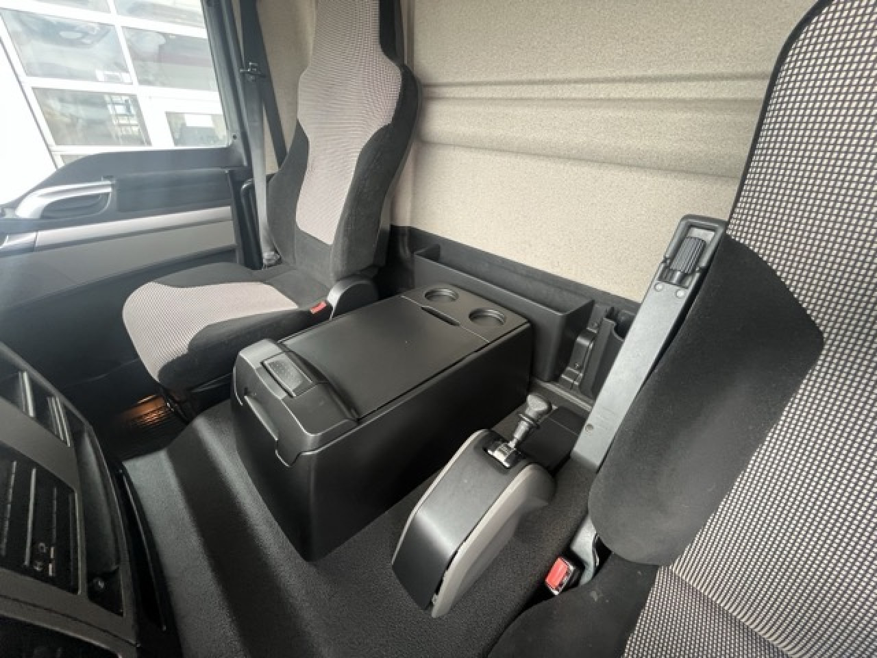 شاحنة مُبرّدة للتوصيل MAN TGM 15.290 4x2 LL Tiefkühler ATP 08.2028 Euro6: صورة 7