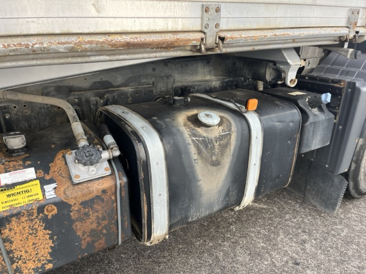 MAN TGS 33.440 6x4 BB mit Heckkran HIAB 166ES-4 Euro5 - شاحنة قلاب, شاحنة كرين: صورة 2 MAN TGS 33.440 6x4 BB mit Heckkran HIAB 166ES-4 Euro5 - شاحنة قلاب, شاحنة كرين: صورة 2