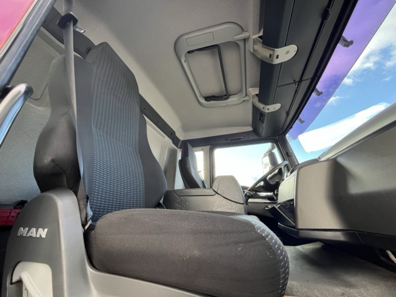 MAN TGS 33.440 6x4 BB mit Heckkran HIAB 166ES-4 Euro5 - شاحنة قلاب, شاحنة كرين: صورة 4 MAN TGS 33.440 6x4 BB mit Heckkran HIAB 166ES-4 Euro5 - شاحنة قلاب, شاحنة كرين: صورة 4