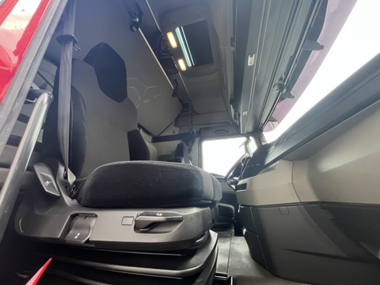 MAN TGX 18.510 4x2 LL SA - Vollgarantie MAN bis 01.27 - وحدة جر: صورة 2 MAN TGX 18.510 4x2 LL SA - Vollgarantie MAN bis 01.27 - وحدة جر: صورة 2