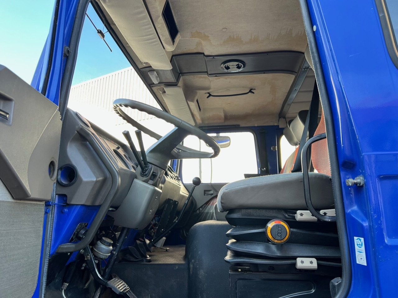 سيارة إطفاء 120-23 AW 4x4 Doka 120-23 AW 4x4 Doka, V8-Motor, Mannschaftswagen 16 Sitze, Seilwinde: صورة 14