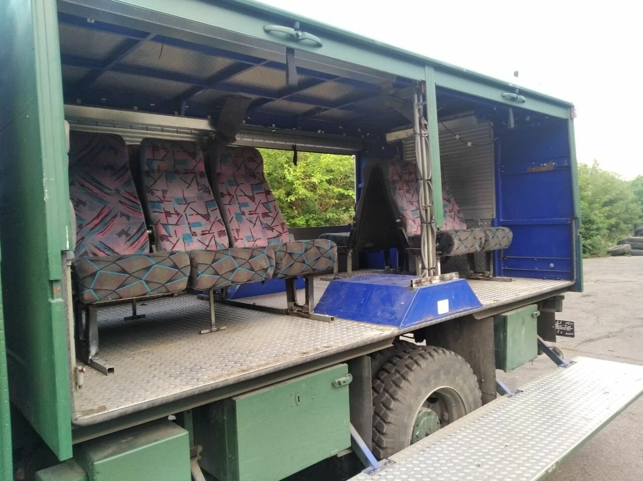 سيارة إطفاء 120-23 AW 4x4 Doka 120-23 AW 4x4 Doka, V8-Motor, Mannschaftswagen 16 Sitze, Seilwinde: صورة 13