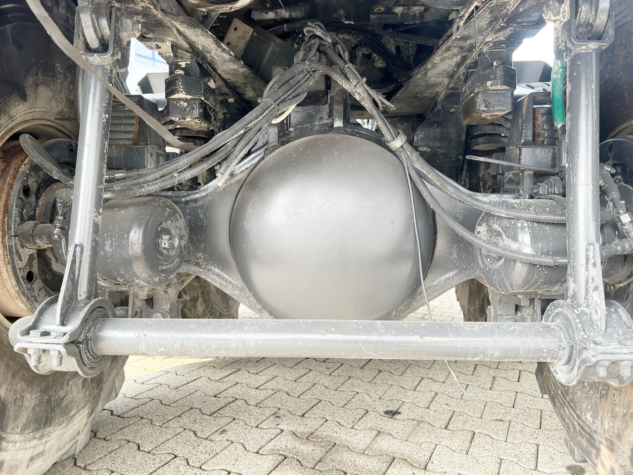 ASTRA HD9 86.56 8x6, 24m³ Mulde, Intarder ASTRA HD9 86.56 8x6, 24m³ Mulde, Intarder - شاحنة التعدين: صورة 5 ASTRA HD9 86.56 8x6, 24m³ Mulde, Intarder ASTRA HD9 86.56 8x6, 24m³ Mulde, Intarder - شاحنة التعدين: صورة 5