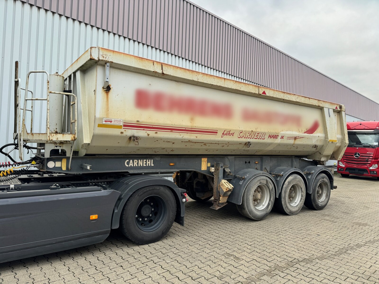 Carnehl CHKS/HH CHKS/HH, Stahlmulde ca. 26m³, 20x VORHANDEN, Liftachse - قلابة نصف مقطورة نصف مقطورة قلابة: صورة 3 Carnehl CHKS/HH CHKS/HH, Stahlmulde ca. 26m³, 20x VORHANDEN, Liftachse - قلابة نصف مقطورة نصف مقطورة قلابة: صورة 3
