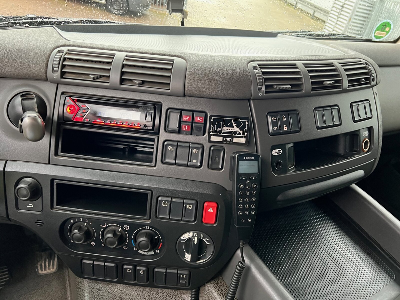 شاحنة نقل المخلفات DAF CF 290 4x2 CF 290 4x2, Tele-Absetzer: صورة 4 شاحنة نقل المخلفات DAF CF 290 4x2 CF 290 4x2, Tele-Absetzer: صورة 4