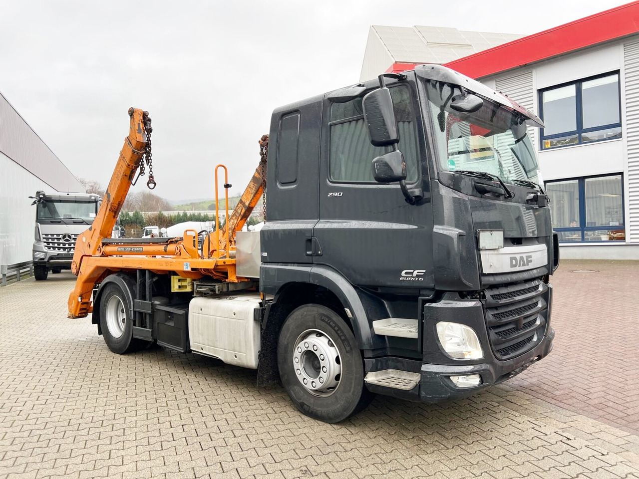 شاحنة نقل المخلفات DAF CF 290 4x2 CF 290 4x2, Tele-Absetzer: صورة 8 شاحنة نقل المخلفات DAF CF 290 4x2 CF 290 4x2, Tele-Absetzer: صورة 8