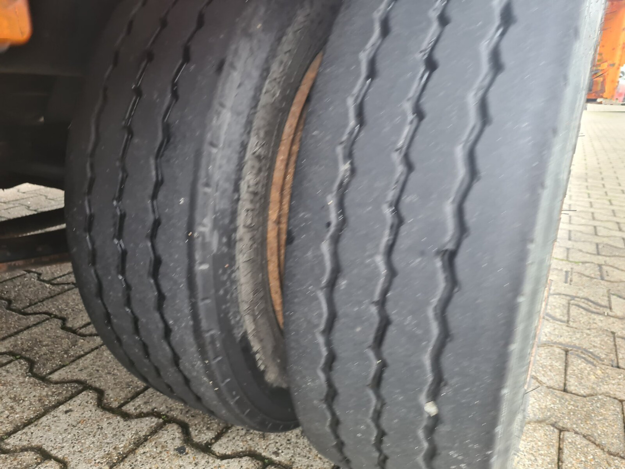 ETK-TA ETK-TA, hydr. Auffahrrampen - مقطورة لنقل المعدات: صورة 4 ETK-TA ETK-TA, hydr. Auffahrrampen - مقطورة لنقل المعدات: صورة 4
