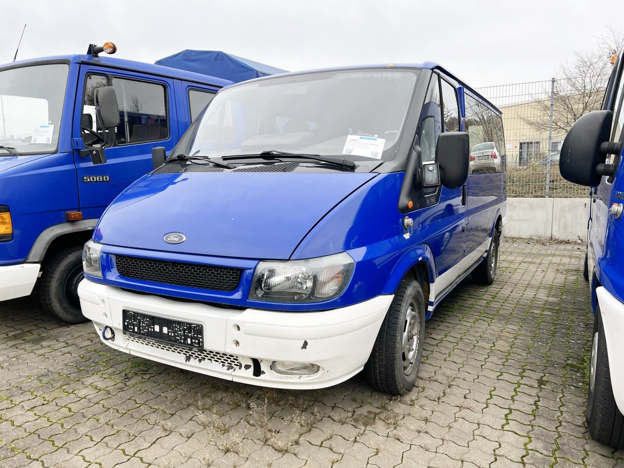 Ford Ford Transit 2,0 TDE 4x2 Ford Transit 2,0 TDE 4x2, EX-THW, 6 Sitze - الشاحنات الصغيرة كابينة مزدوجة: صورة 1 Ford Ford Transit 2,0 TDE 4x2 Ford Transit 2,0 TDE 4x2, EX-THW, 6 Sitze - الشاحنات الصغيرة كابينة مزدوجة: صورة 1