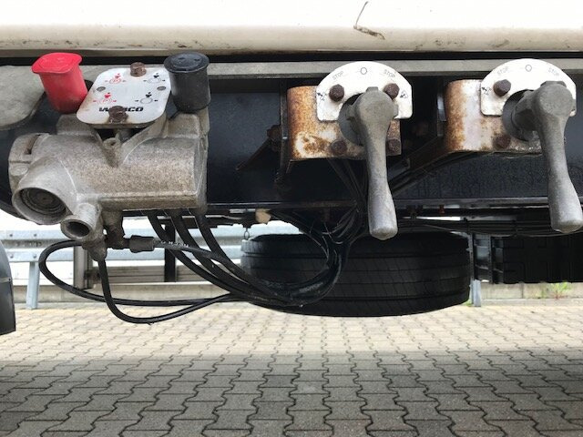 HDK 1860 HDK 1860 Hinterkippmulde ca. 28m³ mit Seperatmotor, eigene Hydraulik - مقطورة قلاب: صورة 3 HDK 1860 HDK 1860 Hinterkippmulde ca. 28m³ mit Seperatmotor, eigene Hydraulik - مقطورة قلاب: صورة 3