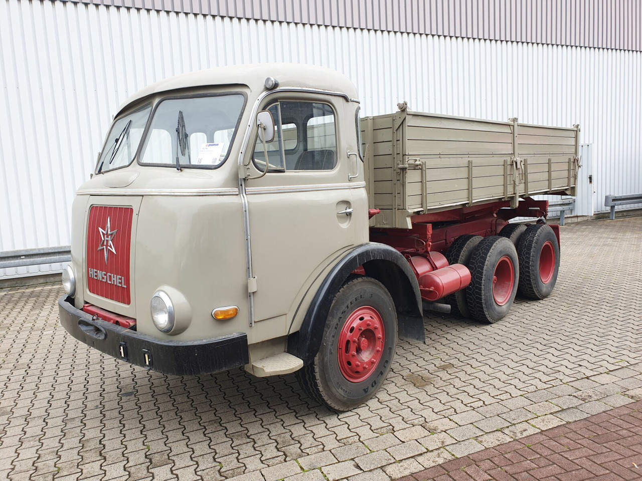 شاحنة قلاب HENSCHEL HS 20 TS 6x4 HENSCHEL HS 20 TS 6x4: صورة 9