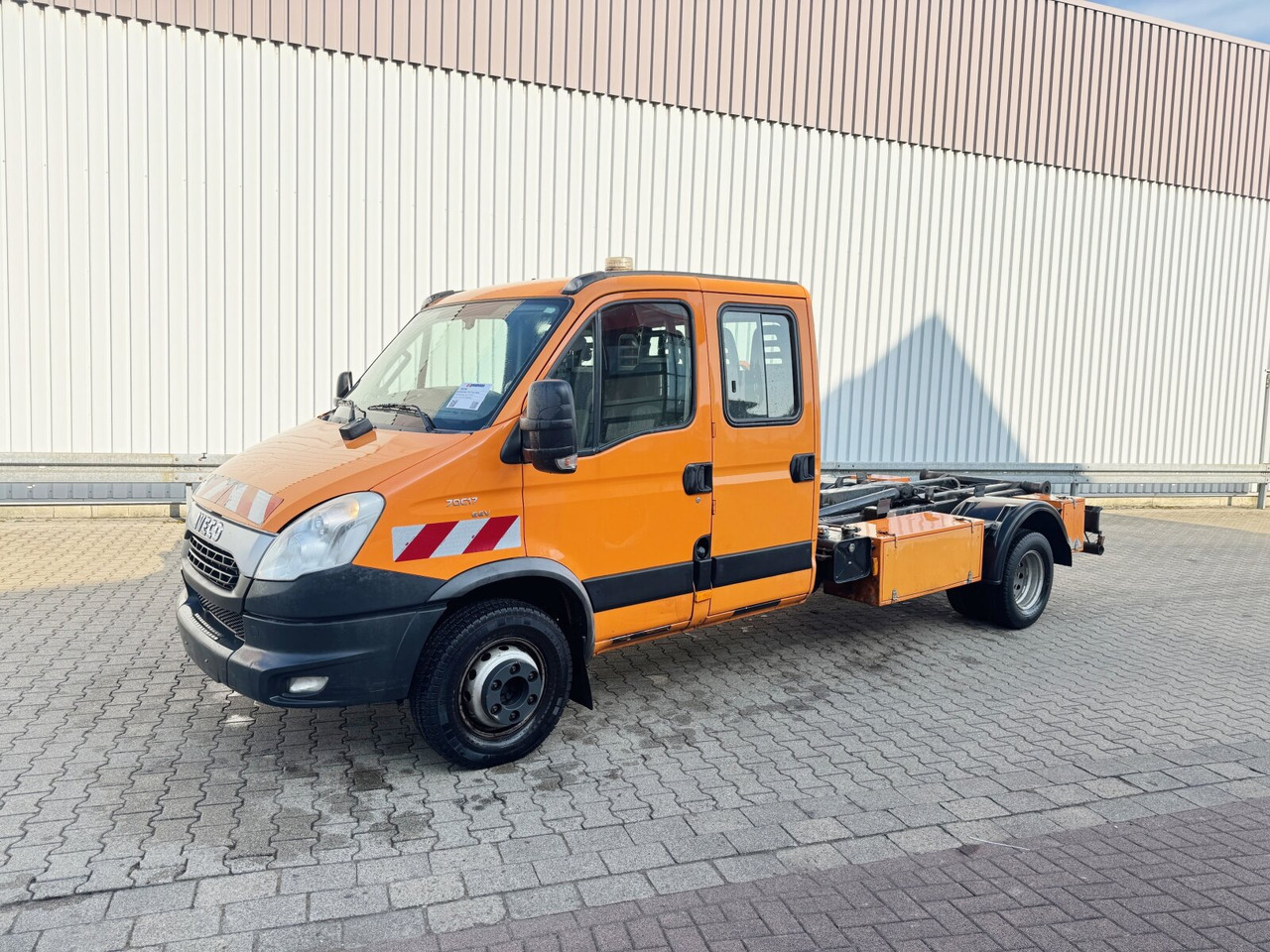 Iveco Daily 70C17 4x2 Doka Daily 70C17 4x2 Doka, EEV, City-Abroller - شاحنة ذات خطاف: صورة 1 Iveco Daily 70C17 4x2 Doka Daily 70C17 4x2 Doka, EEV, City-Abroller - شاحنة ذات خطاف: صورة 1