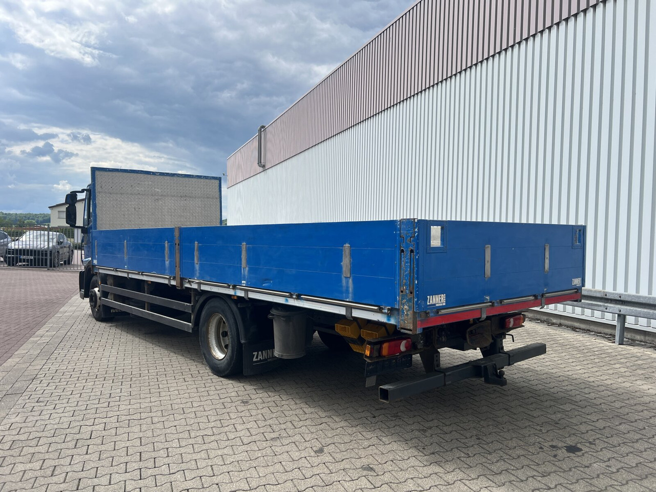 شاحنات مسطحة Iveco EuroCargo ML140E25/P 4x2 EuroCargo ML140E25/P 4x2, EEV, 6-Zylinder, 2x AHK: صورة 11