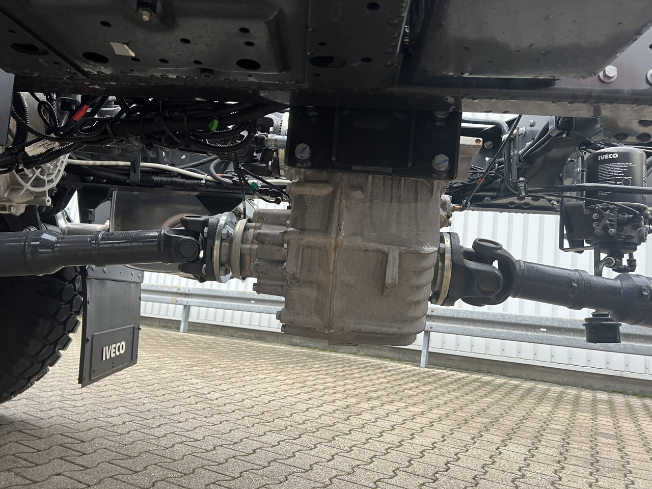 Iveco EuroCargo ML150E24 WS 4x4 EuroCargo ML150E24 WS 4x4, Euro3, mehrfach Vorhanden! - شاحنة هيكل كابينة: صورة 2 Iveco EuroCargo ML150E24 WS 4x4 EuroCargo ML150E24 WS 4x4, Euro3, mehrfach Vorhanden! - شاحنة هيكل كابينة: صورة 2